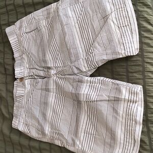 Men's size 30 Gap shorts
